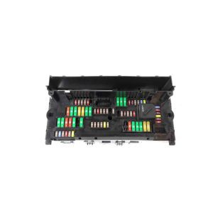 جعبه فیوز داخل کابین بی ام و 523 اتاق f10