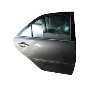 درب عقب راست کمری گرند 2002