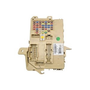 جعبه فیوز داخل کابین اوانته